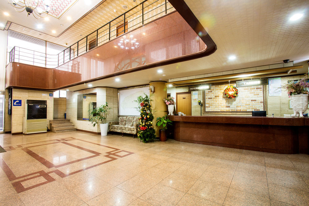 Alps Hotel Τζέτζου Εξωτερικό φωτογραφία